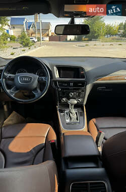 Внедорожник / Кроссовер Audi Q5 2016 в 
