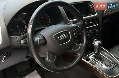 Внедорожник / Кроссовер Audi Q5 2015 в 