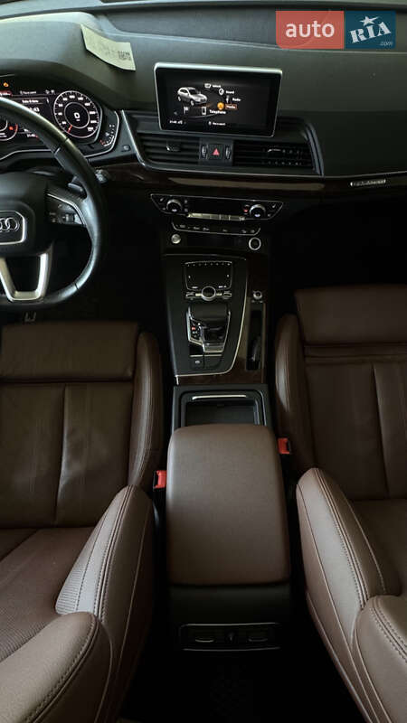 Внедорожник / Кроссовер Audi Q5 2017 в Львове