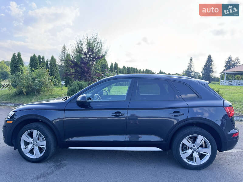 Внедорожник / Кроссовер Audi Q5 2017 в Коломые