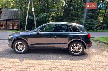 Внедорожник / Кроссовер Audi Q5 2015 в 