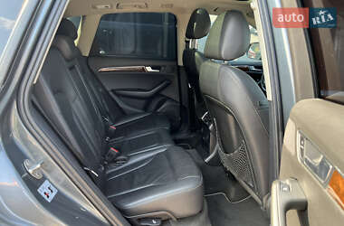 Внедорожник / Кроссовер Audi Q5 2012 в 