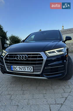 Внедорожник / Кроссовер Audi Q5 2018 в 