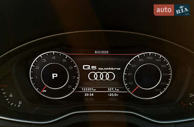 Внедорожник / Кроссовер Audi Q5 2017 в 