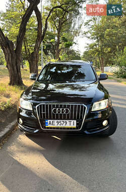 Внедорожник / Кроссовер Audi Q5 2012 в 
