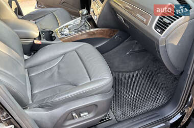 Внедорожник / Кроссовер Audi Q5 2012 в 