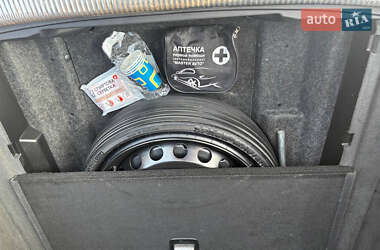 Внедорожник / Кроссовер Audi Q5 2011 в 