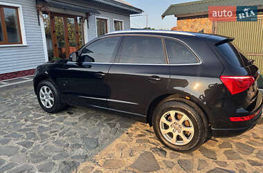Внедорожник / Кроссовер Audi Q5 2011 в 