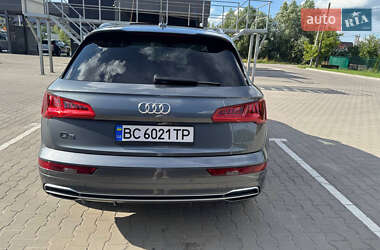 Внедорожник / Кроссовер Audi Q5 2018 в 