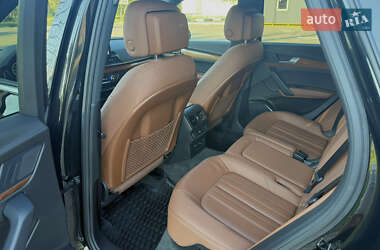 Внедорожник / Кроссовер Audi Q5 2021 в 