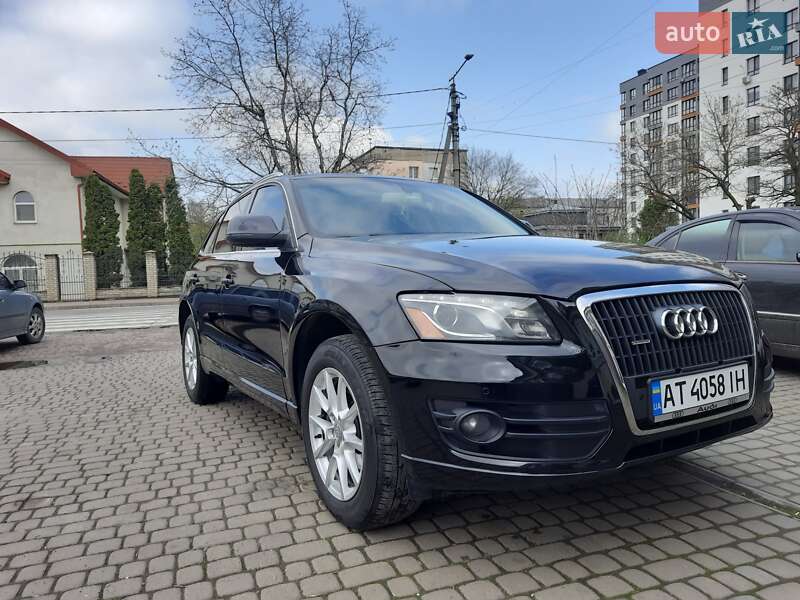 Внедорожник / Кроссовер Audi Q5 2011 в Ивано-Франковске