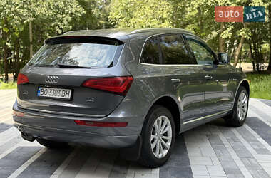 Внедорожник / Кроссовер Audi Q5 2016 в 