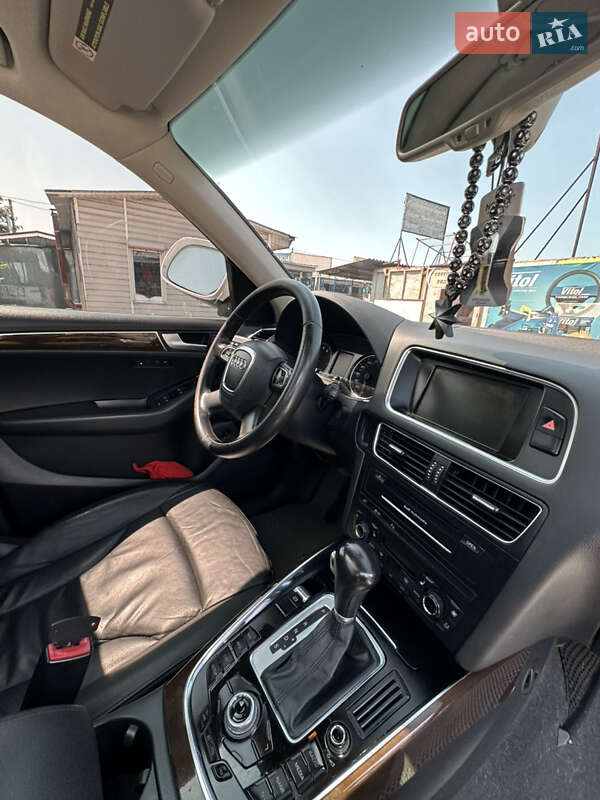 Позашляховик / Кросовер Audi Q5 2011 в Кременчуці