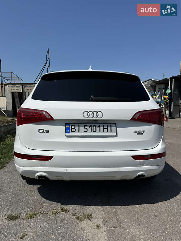 Позашляховик / Кросовер Audi Q5 2011 в Кременчуці