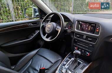 Внедорожник / Кроссовер Audi Q5 2015 в 