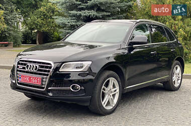 Внедорожник / Кроссовер Audi Q5 2015 в 