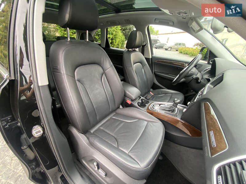 Внедорожник / Кроссовер Audi Q5 2015 в Луцке