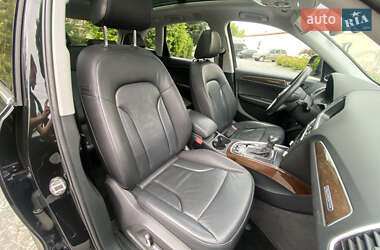 Внедорожник / Кроссовер Audi Q5 2015 в 