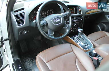 Внедорожник / Кроссовер Audi Q5 2015 в 