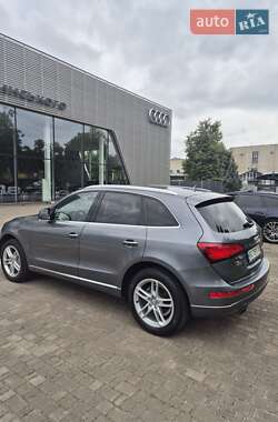 Внедорожник / Кроссовер Audi Q5 2016 в 