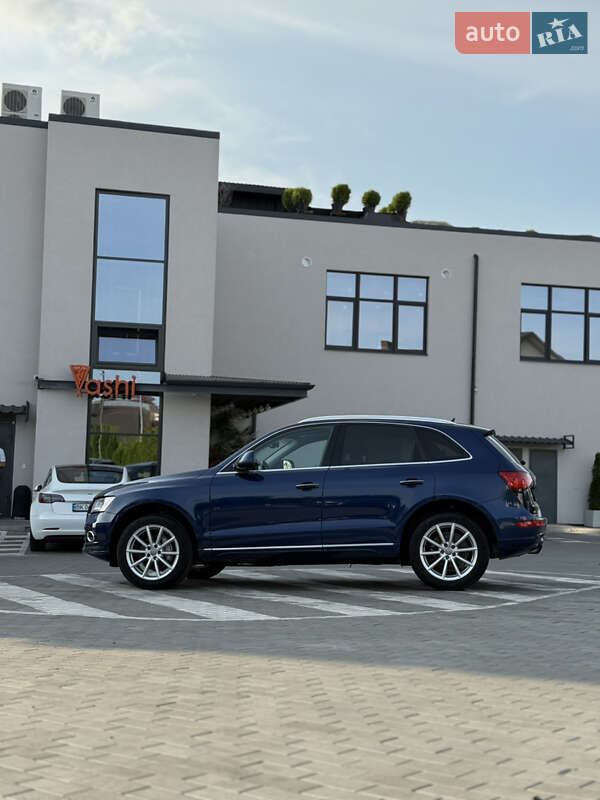 Внедорожник / Кроссовер Audi Q5 2016 в Ровно