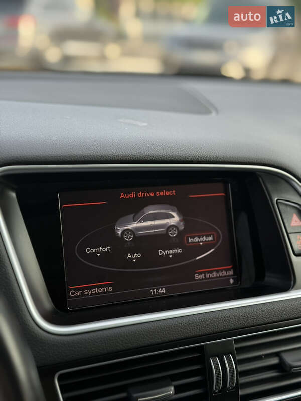 Внедорожник / Кроссовер Audi Q5 2016 в Ровно