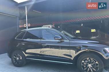Внедорожник / Кроссовер Audi Q5 2015 в 