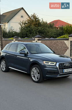 Внедорожник / Кроссовер Audi Q5 2017 в 