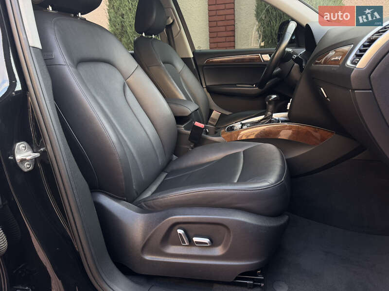 Внедорожник / Кроссовер Audi Q5 2016 в Стрые