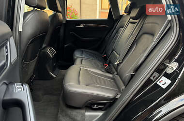 Внедорожник / Кроссовер Audi Q5 2016 в 