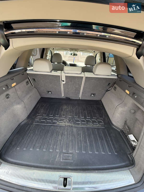 Внедорожник / Кроссовер Audi Q5 2010 в Кривом Роге