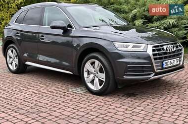 Внедорожник / Кроссовер Audi Q5 2018 в 