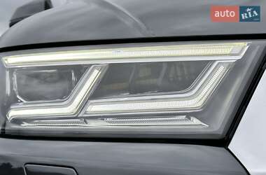 Внедорожник / Кроссовер Audi Q5 2018 в 