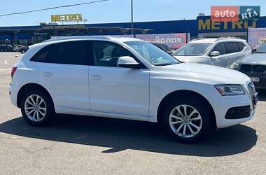 Внедорожник / Кроссовер Audi Q5 2015 в 