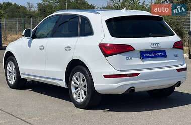 Внедорожник / Кроссовер Audi Q5 2015 в 