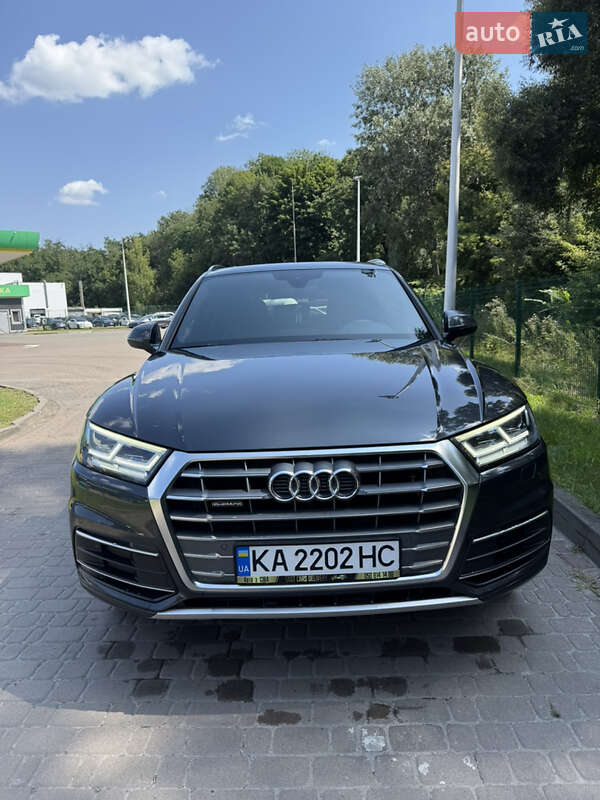 Позашляховик / Кросовер Audi Q5 2018 в Києві