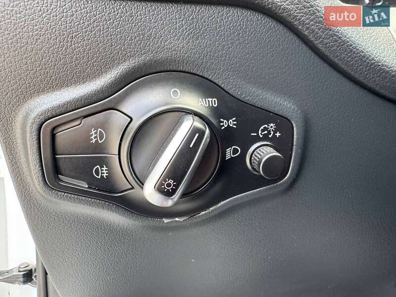 Внедорожник / Кроссовер Audi Q5 2015 в Днепре