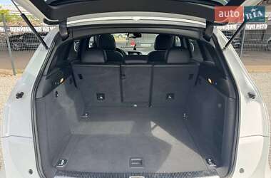 Внедорожник / Кроссовер Audi Q5 2015 в 