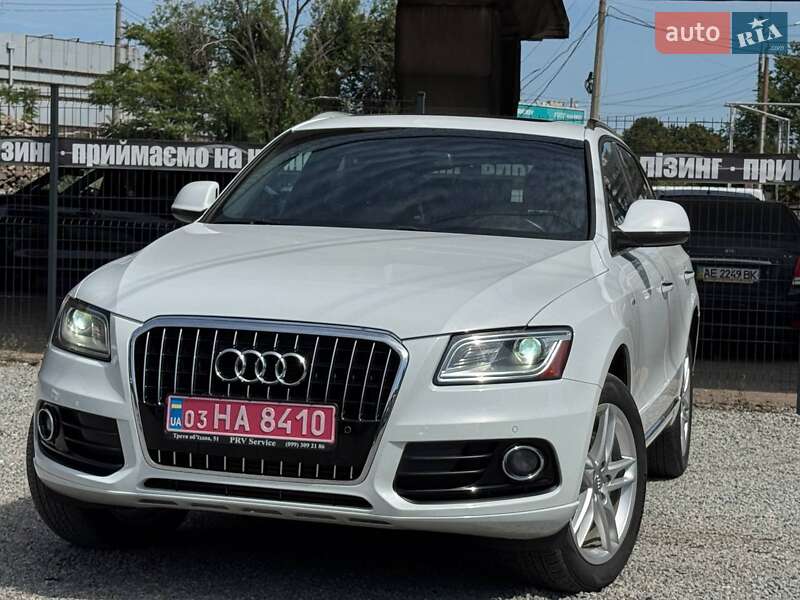 Внедорожник / Кроссовер Audi Q5 2015 в 