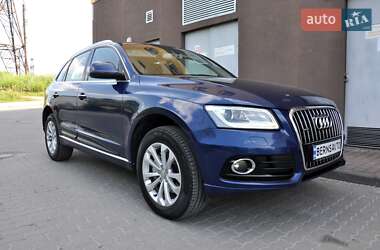Внедорожник / Кроссовер Audi Q5 2016 в 
