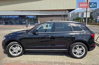 Внедорожник / Кроссовер Audi Q5 2015 в 