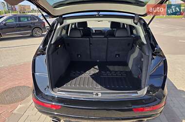 Внедорожник / Кроссовер Audi Q5 2015 в 