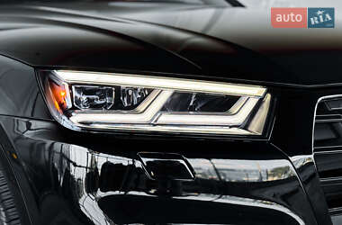 Внедорожник / Кроссовер Audi Q5 2019 в 