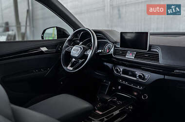 Внедорожник / Кроссовер Audi Q5 2019 в 