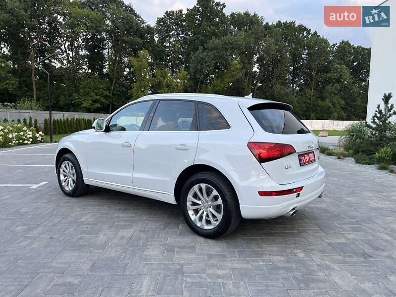 Внедорожник / Кроссовер Audi Q5 2015 в Луцке