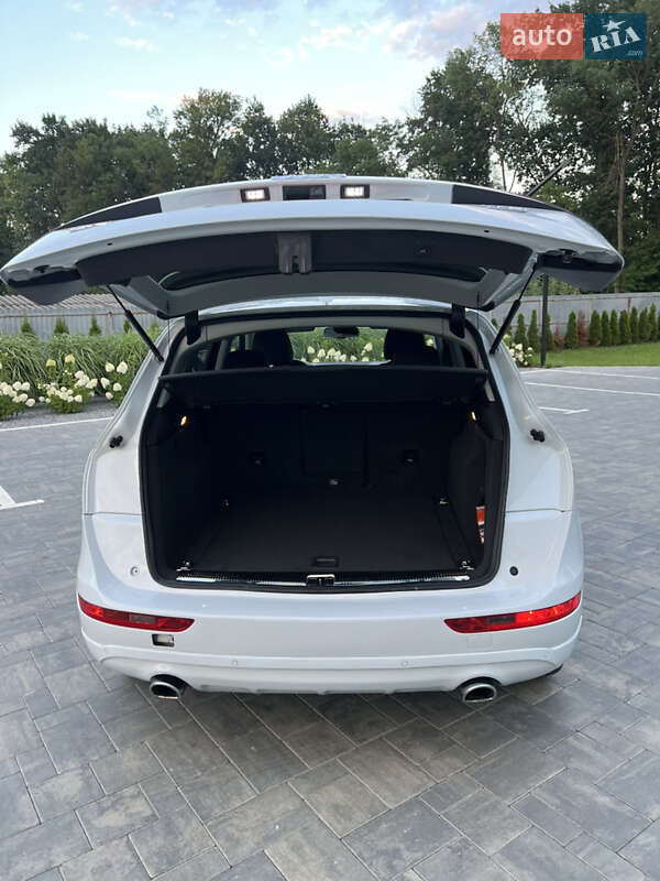 Внедорожник / Кроссовер Audi Q5 2015 в Луцке