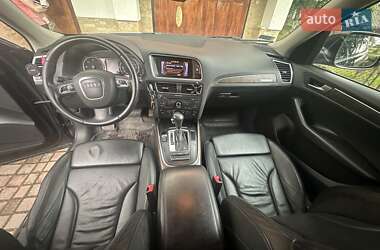 Внедорожник / Кроссовер Audi Q5 2009 в 