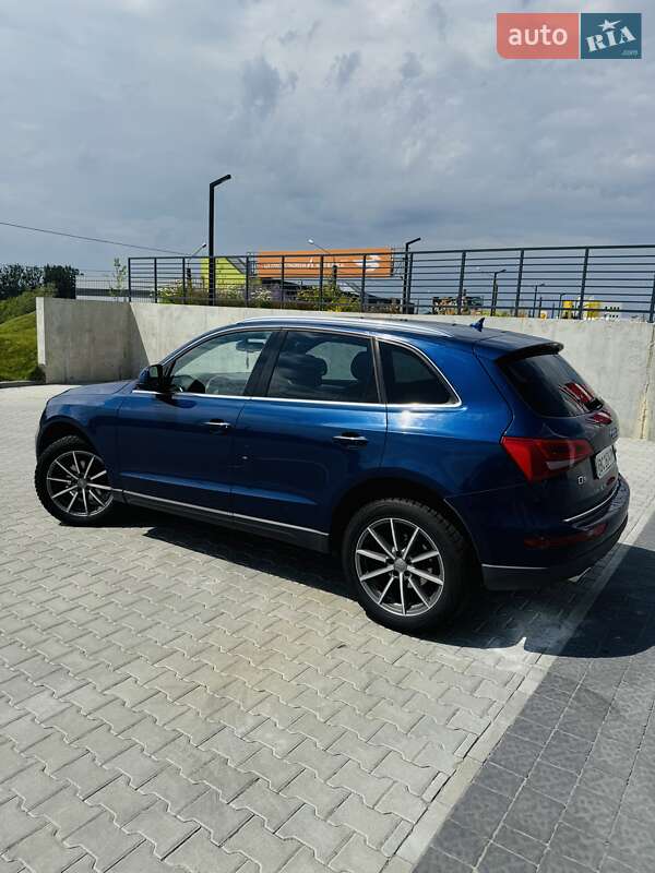Внедорожник / Кроссовер Audi Q5 2015 в Львове