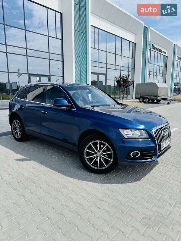Внедорожник / Кроссовер Audi Q5 2015 в Львове