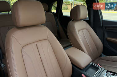 Внедорожник / Кроссовер Audi Q5 2022 в 